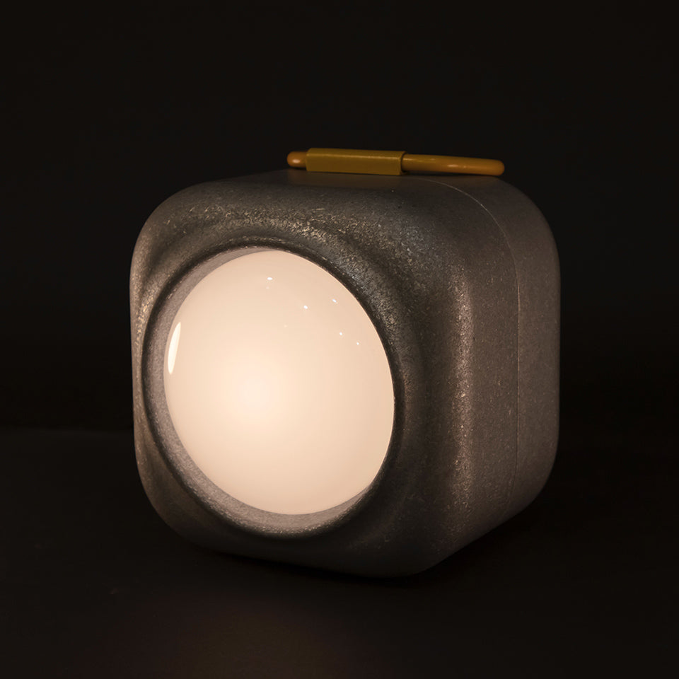 VI Table Lamp